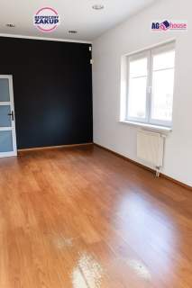 Biuro i hala na sprzedaż - Pruszcz Gdański