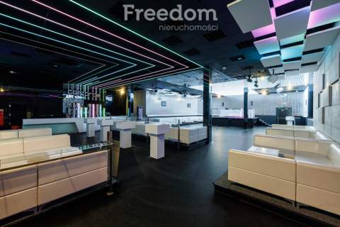 Klub muzyczny w pełni wyposażony z potencjałem