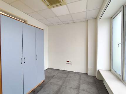 Wynajmę lokal 60m2 w centrum Puław