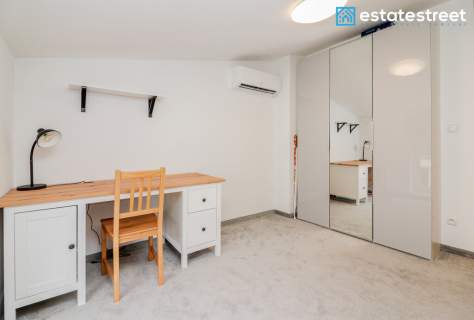 Łobzów 1 pokojowe w modernistycznej kamienicy