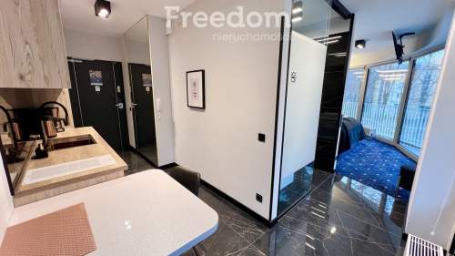 Apartament z panoramicznym widokiem lasu w Lividus