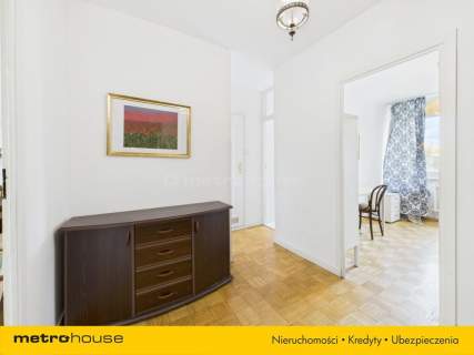 Mokotów / Dwustronne, trzy pokoje z loggią