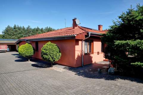 Dom 210,5 m2, z warsztatem 199,7 m2