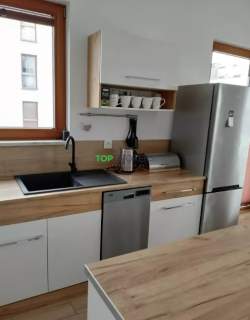 Nowe przestronne 4 pokoje, garaż