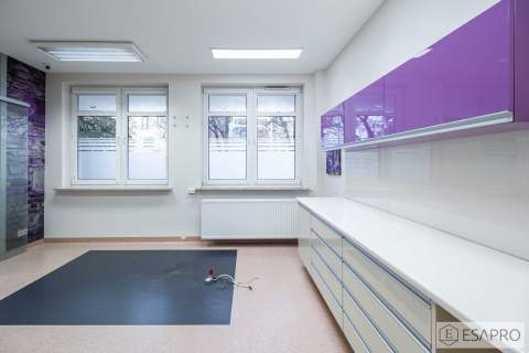 Lokal medyczny/biurowy w centrum dużego osiedla