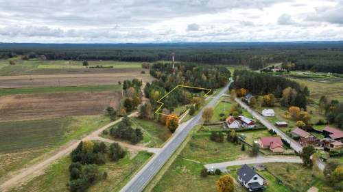Działka inwestycyjna przy drodze DK-21.