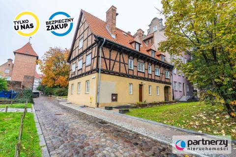 3 pokojowy apartament na Starym Mieście