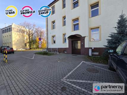 Lokal handlowo-usługowy z 7 miejscami parkingowymi