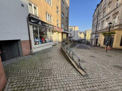 Duży salon, balkon, centrum, ogrzewanie gazowe