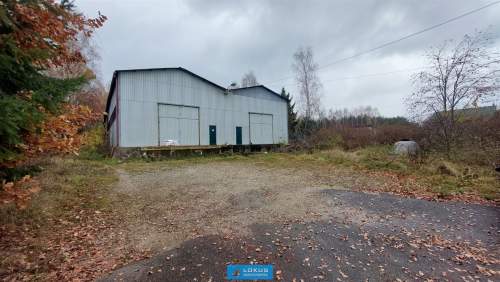Hala magazynowa, budynek biurowy, działka 3000 m2