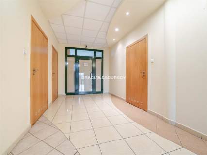 lokal biurowy w biurowcu 11m2 Pradnk Bialy