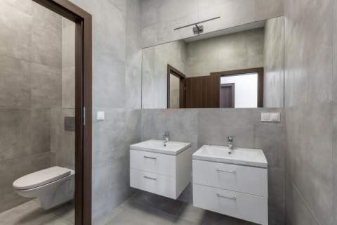 Biznesowy standard 143,94 m2 Prestiżowy biurowiec