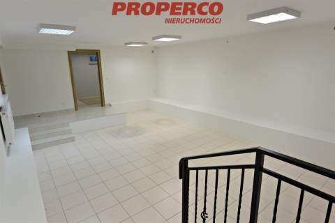 Lokal pow. 54,2m2, Daleszyce, Centrum