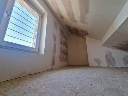 5 POKOJOWE , KALWARYJSKA, 72M2