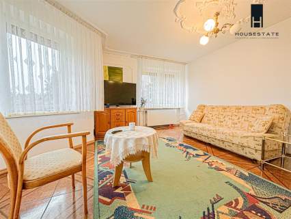 Dom z potencjałem inwestycyjnym   500 m2, 50 msc.