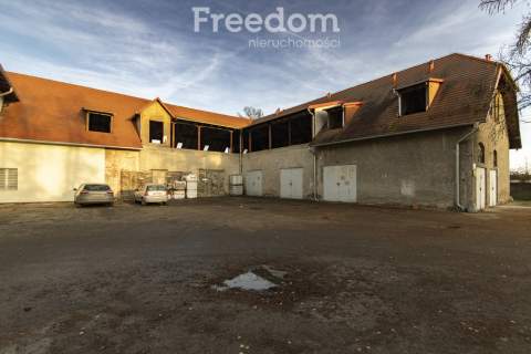 Hotel ogromny potencjał mieszkaniowy i usługowy