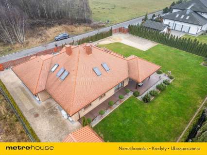 Rezydencja na działce 1680 m komfort i prestiż