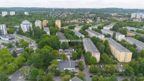 Lokal w doskonałej lokalizacji