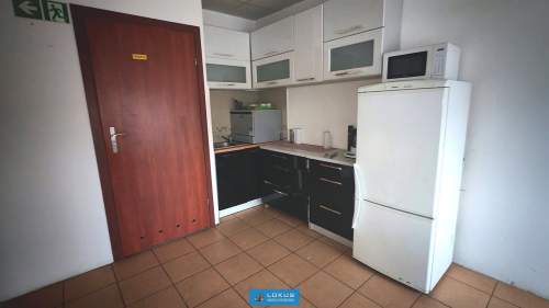 Magazyn 500 m2 z placem 2000 m2