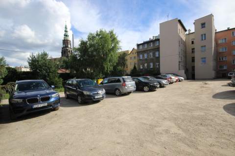 Kamienica z windą po kapitalnym remoncie.