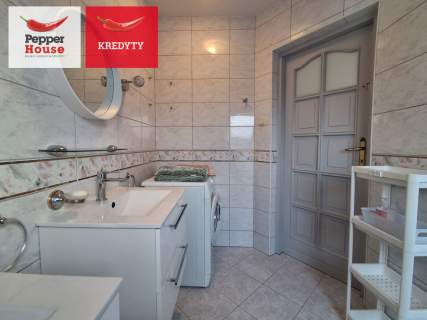 Wyjątkowy apartament 112 m2 po podłodze ze skosami
