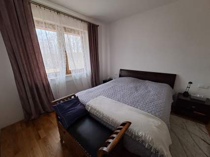 Nowoczesny dom parterowy w spokojnej okolicy