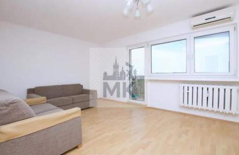 W pobliżu Kapelanki,52,5m2 zbalkonem