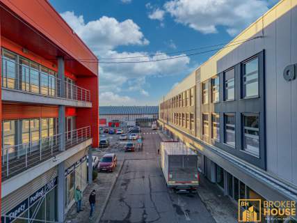 Duże nowoczesny pomieszczenie open space na wynajem