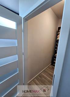 Nowoczesny, 2- poziomowy loft z ogródkiem 