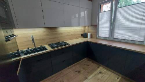 Mieszkanie 3 pokojowe i 65 m2 oś. beskidzkie Bielsko-Biała