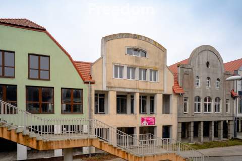 Lokal 965,50 m   centrum Giżycka