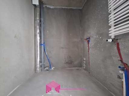 Dwukokojowe z dużym balkonem,miejsce postojowe w cenie