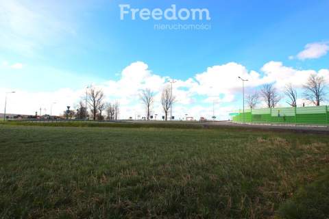 Działka inwestycyjna 7000 m   usługi.