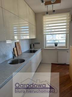 Apartament w centrum, 2 miejsca w garażu
