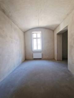 LOKAL UŻYTKOWY UL KALWARYJSKA , 62 M2