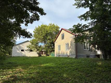 Siedlisko / dom budynki gospodarcze w Sobieszyn, 1h dojazd