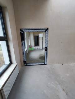 Przestronny lokal z windą, parking