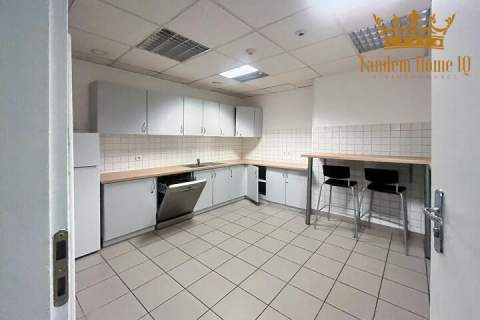 Do wynajęcia biuro 495m2 na ostatnim piętrze, bez sąsiadów, Mok