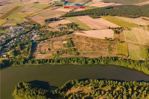 DZIAŁKA NAD JEZIOREM NA SPRZEDAŻ W ZALESIU