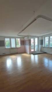 Nieruchomość komercyjna do wynajęcia, 142 m2, Warszawa