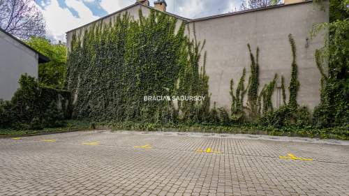 Lokal okolica Galerii krakowskiej - parter