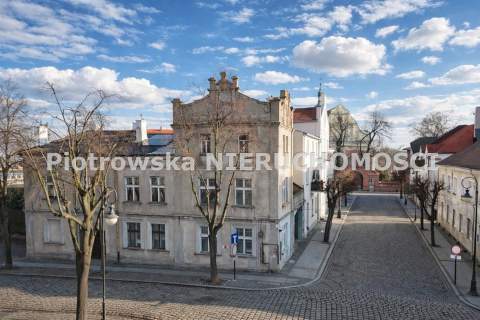 Nieruchomość komercyjna na sprzedaż, 291,1 m2, Sieradz