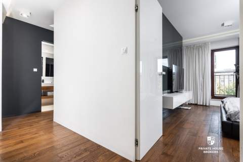 Komfortowy apartament w świetnej lokalizacji.4 pok