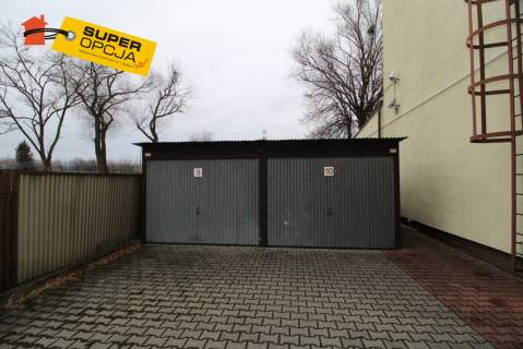Hala, magazyn na parterze Nowa Huta