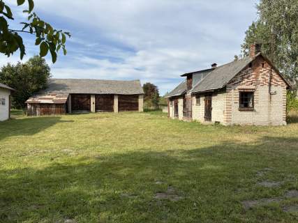 Siedlisko / dom budynki gospodarcze w Sobieszyn, 1h dojazd