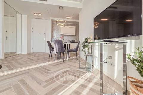 Klimatyzowany apartament z tarasem - OVO Wrocław