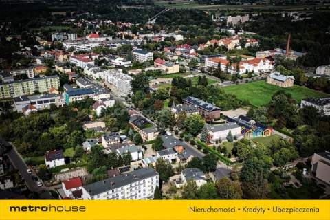 Budynki mieszkano -usługowe w centrum Ciechocinka 