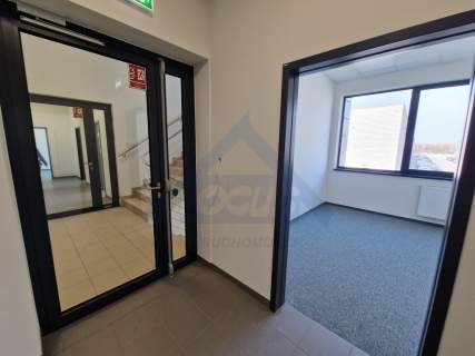 Żerań do wynajęcia magazyn z biurem 1490 m nowy