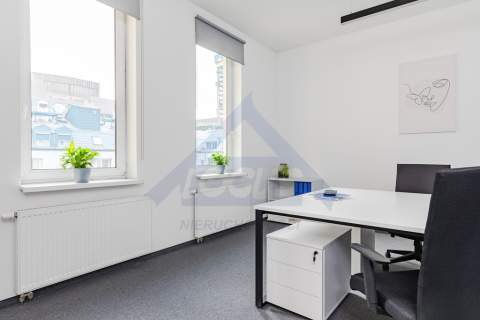 Biuro do wynajęcia Żelazna 141 m2