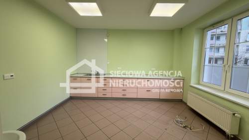 Lokal od głównej ulicy- Gdynia Działki Leśne